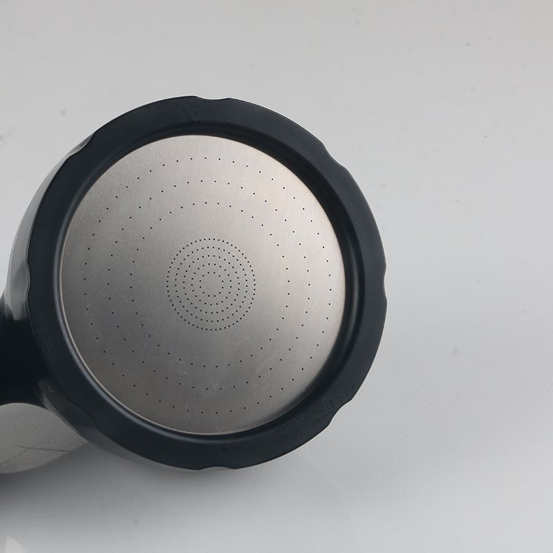 Japanse zwarte douche met zwenkkop